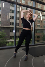 Load image into Gallery viewer, Essential Leggings